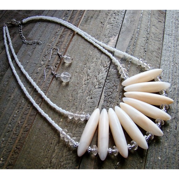 Chunky Necklace Earrings Lucite Bars Double Line Seed Bead Statement Jewelry Set - Picture 2 of 4